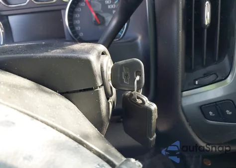 2016 Chevrolet Silverado 1500 2Lt z USA, uszkodzony, nr VIN 1GCVKREC5GZ222014